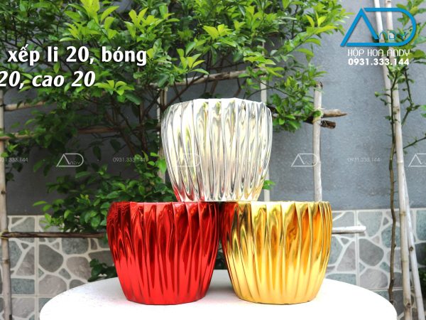 Hộp tròn simili bóng, xếp ly 20